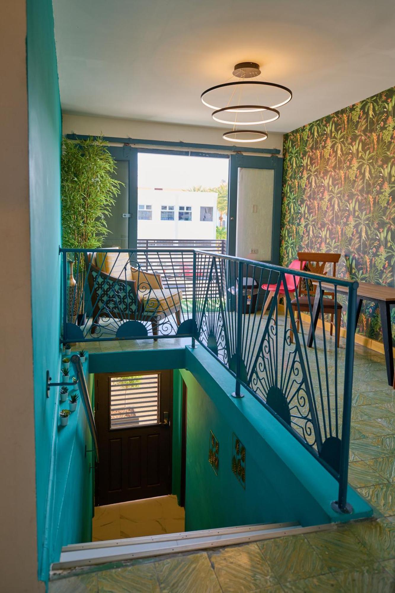 Central Boutique Hotel Oranjestad Exterior photo